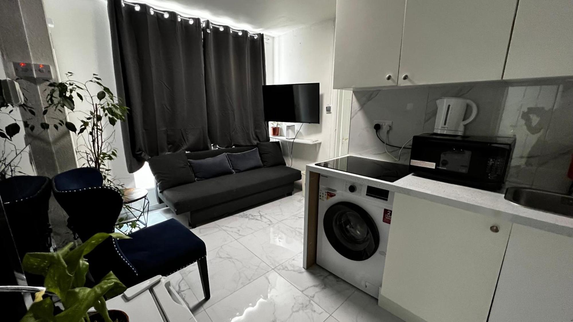 Lovely Ground Floor Miles * London